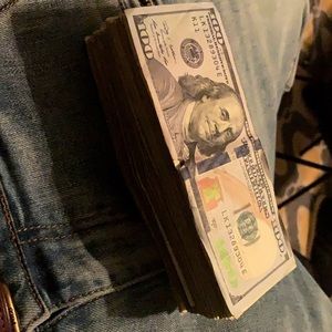 Meet your Posher, Earl